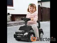 Auto om voor kinderen te rijden