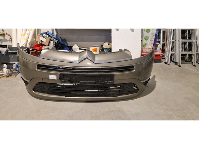 Auto onderdelen picasso : set achterlichten, set koplampen, voorbumper met mistlichten, alternator, aircopomp en intercooler 1.6 hdi, frontbalk en bovenbouw (motorkapslot) en zijspiegels, van citroen picasso bouwjaar 2010 - afbeelding 3 van  6