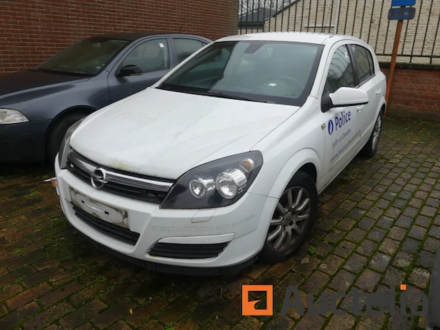 Auto opel astra (2005-150.228 km) - afbeelding 7 van  30