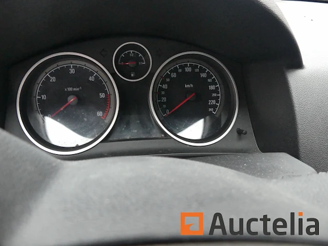 Auto opel astra (2005-150.228 km) - afbeelding 9 van  30