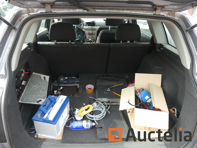 Auto opel astra (2007-121.557 km) - afbeelding 9 van  31