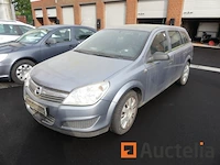 Auto opel astra (2007-121.557 km) - afbeelding 28 van  31