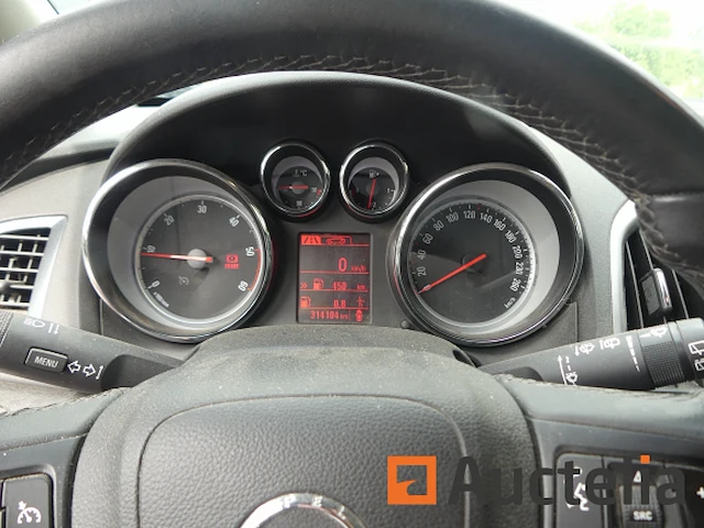 Auto opel astra sport tourer (2013-314.104 km) - afbeelding 7 van  33