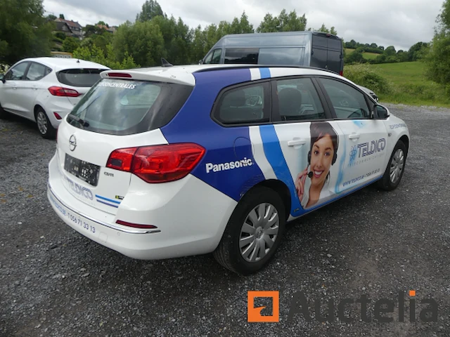 Auto opel astra sport tourer (2013-314.104 km) - afbeelding 12 van  33