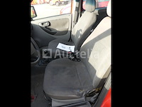 Auto opel combo (2004-166.049 km-vin:w0l0xcf064302321) - afbeelding 9 van  28