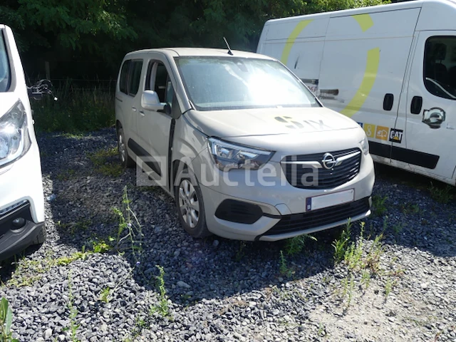 Auto opel combo life (2020-164.299 km-vin:wovecyhylj618520) - afbeelding 22 van  24