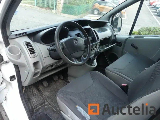 Auto opel vivaro (2011-106.714 km) - afbeelding 19 van  25