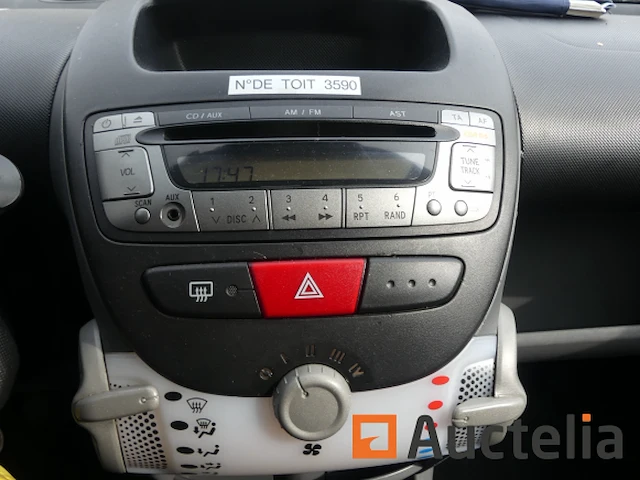 Auto peugeot 107 (2012-99.475 km) - afbeelding 3 van  26