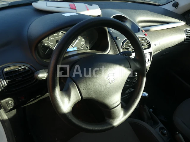 Auto peugeot 206 (2006-87.764 km) - afbeelding 28 van  31