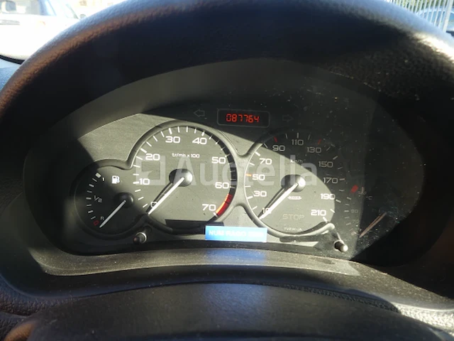 Auto peugeot 206 (2006-87.764 km) - afbeelding 29 van  31