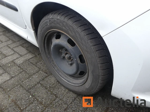 Auto peugeot 206+ (2010-119.445 km) - afbeelding 15 van  46