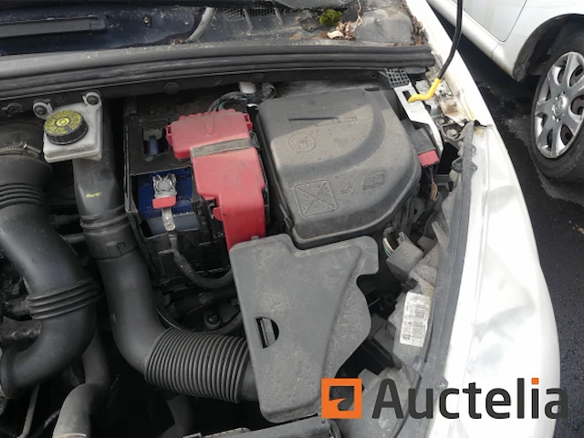Auto peugeot 308 (2010-184.813 km) - afbeelding 15 van  32