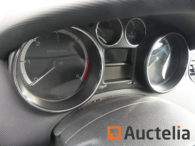 Auto peugeot 308 (2010-184.813 km) - afbeelding 31 van  32