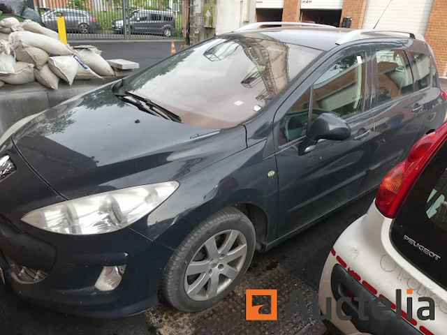 Auto peugeot 308 (2010-194.623 km) - afbeelding 23 van  32