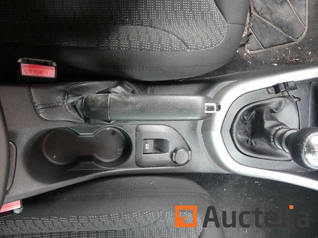 Auto peugeot 308 (2010-194.623 km) - afbeelding 28 van  32