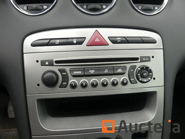Auto peugeot 308 (2010-194.623 km) - afbeelding 31 van  32