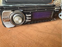 Auto radio diversen - part (5x) - afbeelding 5 van  6