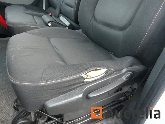 Auto renault trafic (2015-145.745 km) - afbeelding 9 van  61