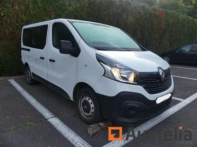 Auto renault trafic (2015-145.745 km) - afbeelding 42 van  61