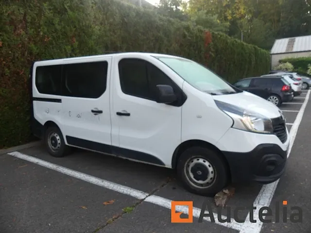 Auto renault trafic (2015-145.745 km) - afbeelding 34 van  61