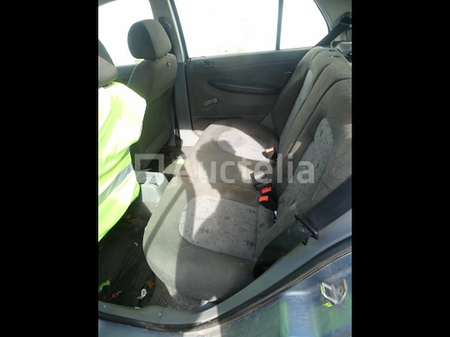 Auto skoda fabia (2004-189.523 km) - afbeelding 5 van  33