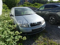 Auto skoda fabia (2004-189.523 km) - afbeelding 12 van  33