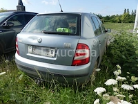 Auto skoda fabia (2004-189.523 km) - afbeelding 28 van  33