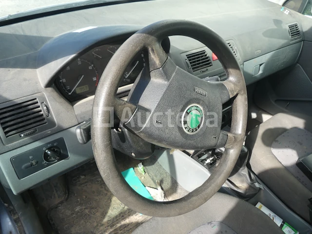Auto skoda fabia (2004-189.523 km) - afbeelding 30 van  33
