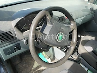 Auto skoda fabia (2004-189.523 km) - afbeelding 30 van  33