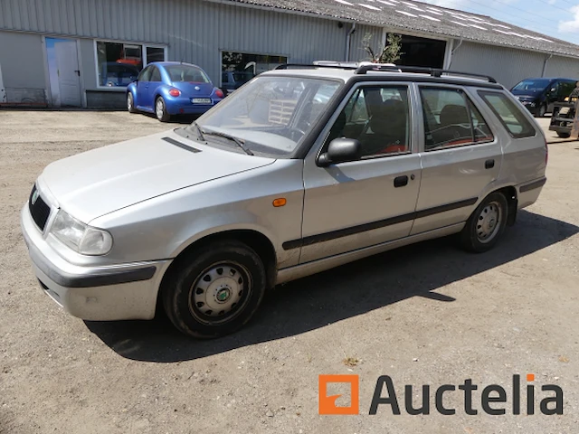 Auto skoda felicia stationwagon (1999-134.345 km) - afbeelding 13 van  25
