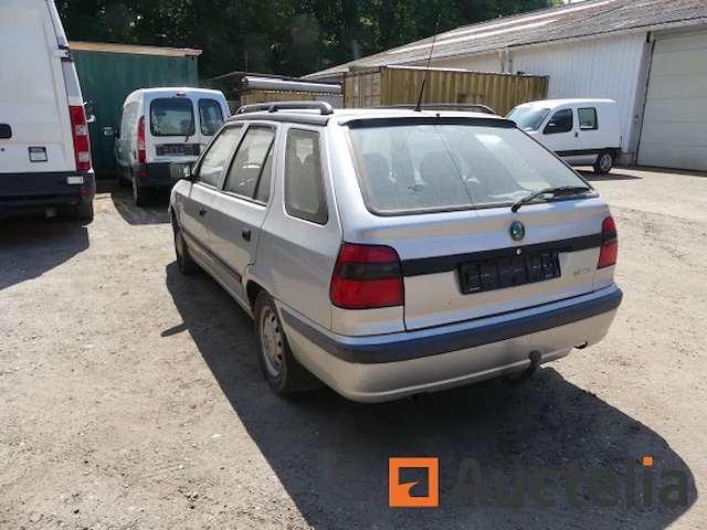 Auto skoda felicia stationwagon (1999-134.345 km) - afbeelding 20 van  25