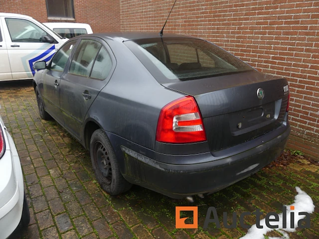 Auto skoda octavia (2007-111.444 km) - afbeelding 25 van  31