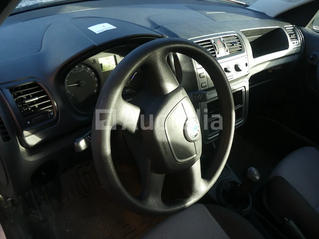 Auto skoda roomster (2010-118.919 km) - afbeelding 28 van  31