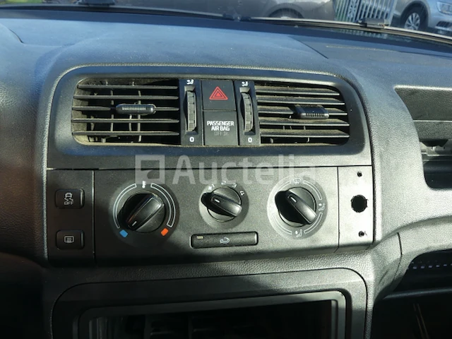 Auto skoda roomster (2010-118.919 km) - afbeelding 31 van  31
