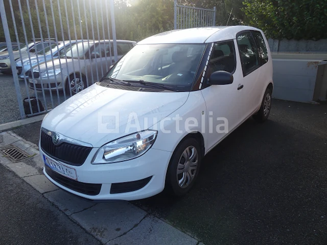 Auto skoda roomster (2010-83.182 km) - afbeelding 1 van  30