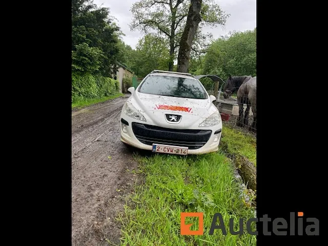 Auto stationwagon peugeot 308 sw hd16 - afbeelding 8 van  9