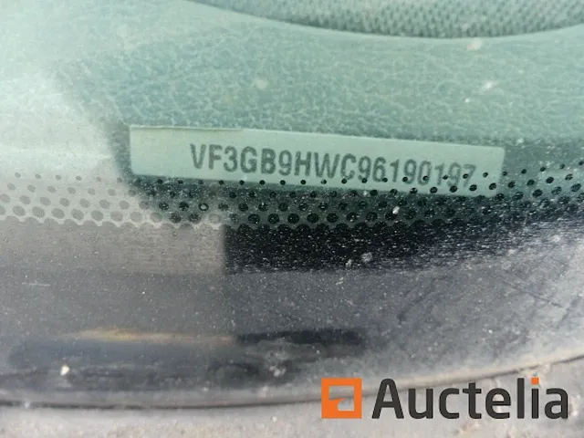 Auto van peugeot partner 1.6 hdi (voor onderdelen) - afbeelding 4 van  12