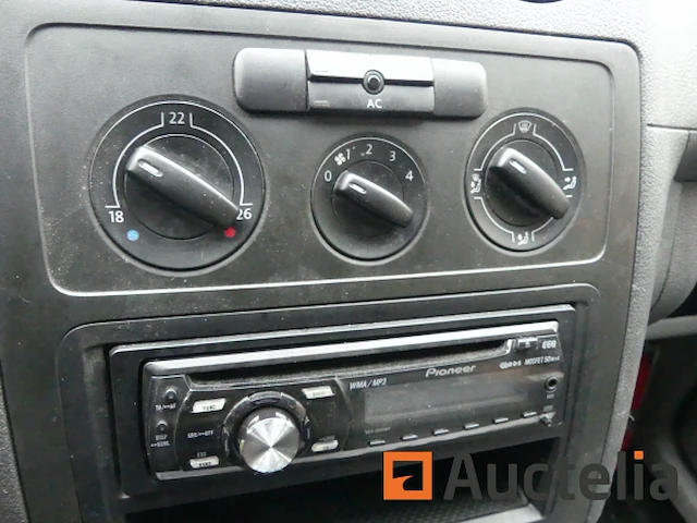 Auto volkswagen caddy - afbeelding 8 van  28