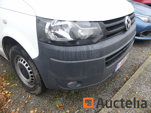 Auto volkswagen kombi (2011-176298) - afbeelding 17 van  20