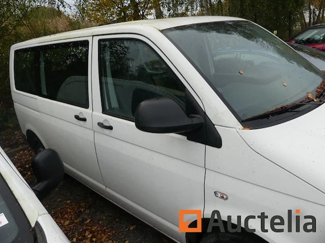 Auto volkswagen kombi (2011-176298) - afbeelding 18 van  20