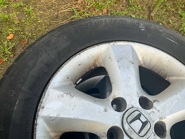 Autobanden en velgen honda crv2 - afbeelding 4 van  4
