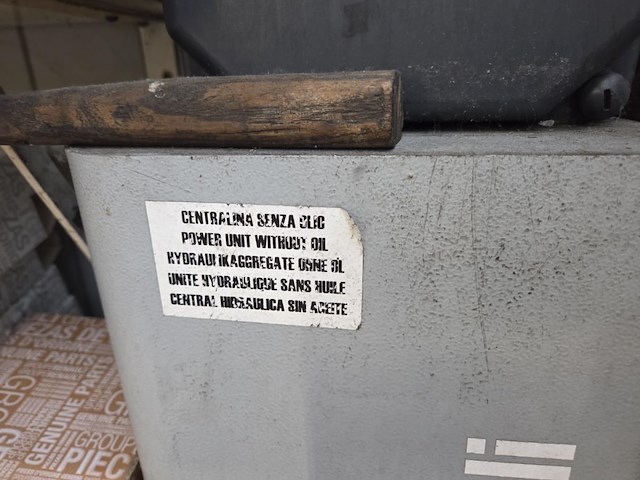 Autobrug ravaglioli - 3t (reeds gedemonteerd) - afbeelding 12 van  12