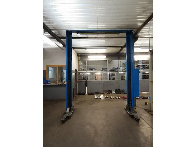 Autobrug slift - afbeelding 1 van  7