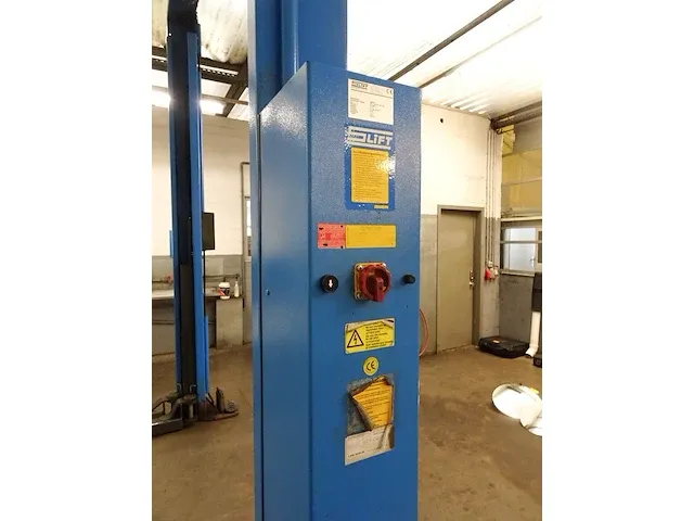 Autobrug slift - afbeelding 4 van  7
