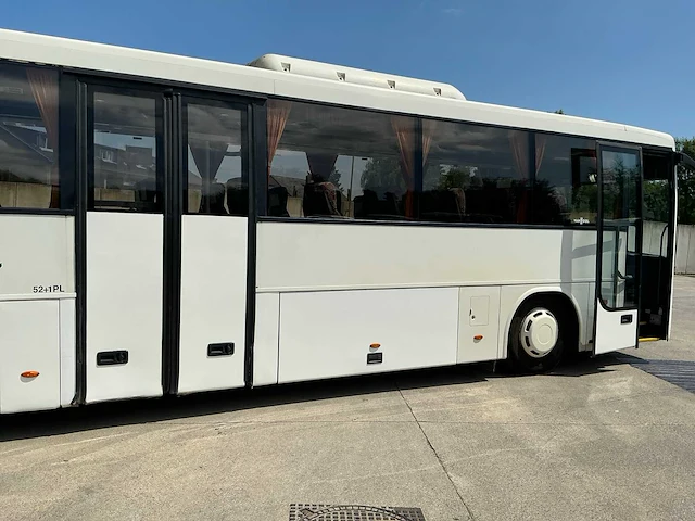 Autobus - afbeelding 24 van  29