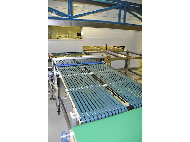 Automated assembly room for laminated side lite inc. belt conveyor - afbeelding 2 van  9