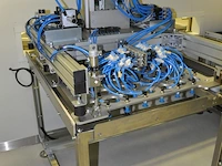 Automated assembly room for laminated side lite inc. belt conveyor - afbeelding 5 van  9