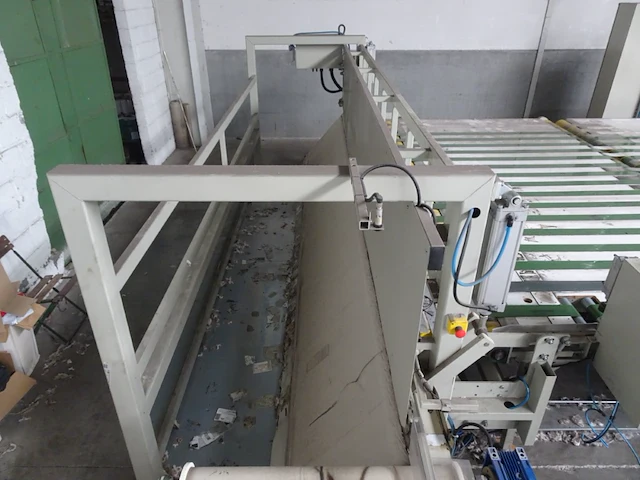 Automatic line matthys: packing + deposit intro trolley - afbeelding 16 van  17