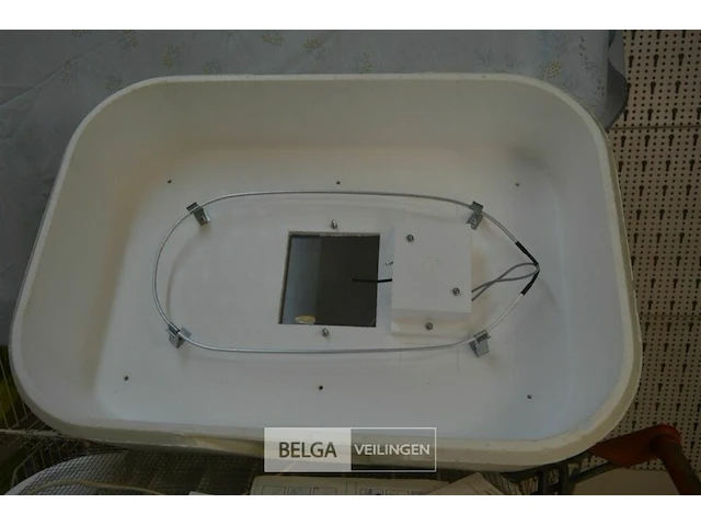 Automatische broedmachine - afbeelding 4 van  4
