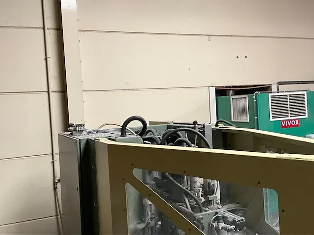 Automatische hoekoppoetsmachine soenen hendrik bfp/cnc - afbeelding 26 van  39